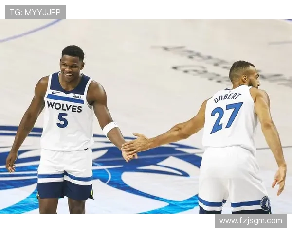 爱德华兹率领森林狼豪取连胜球队士气高涨冲击新赛季更高目标